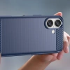 Carbon Case Silikonhülle für iPhone 16 - Blau