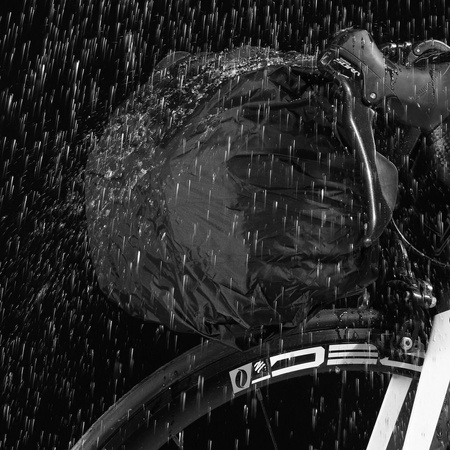 Uchwyt rowerowy / torba z pokrowcem na kierownice na zamek WILDMAN GS6 4L 4" - 7"