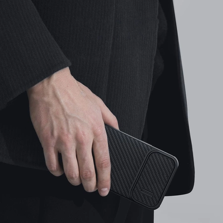 Nillkin Synthetic Fiber S Case iPhone 14 Hülle mit Kameraabdeckung, schwarz