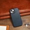 iCarer CE Oil Wax Premium Leather Folio Case skórzane etui iPhone 14 Plus z klapką magnetyczne MagSafe niebieski (AKI14220707-BU)