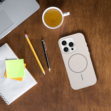 Glossy Mag Cover kompatybilny z MagSafe pasuje do IPHONE 17 PRO MAX biały