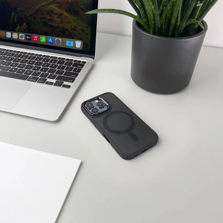 Etui Fashion Case kompatybilne z MagSafe na iPhone 17 - czarne