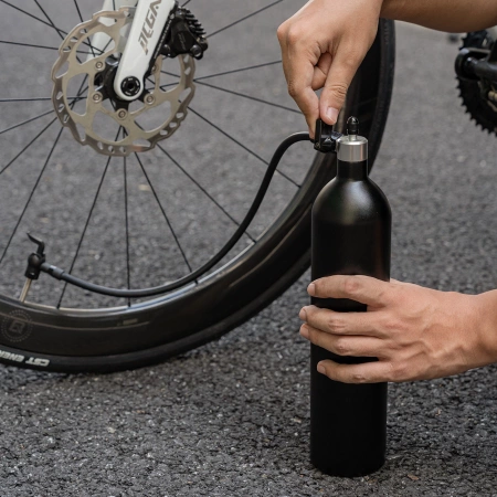 Rockbros Tubeless Reifenfüller 200 PSI 1.2l - Schwarz