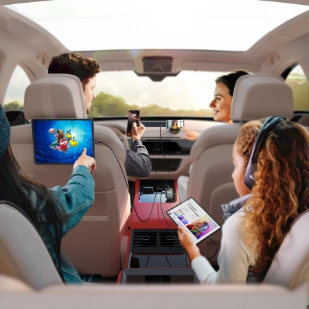 Joyroom JR-CCL05 30W 4-in-1 Autoladegerät mit 2 integrierten einziehbaren Kabeln - Dunkelgrau