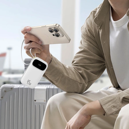 Baseus EnerFill FC31 20000mAh 45W Powerbank mit Digitalanzeige und 2 integrierten Kabeln (USB-C + Lightning) - Weiß