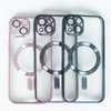 Nakładka Color Chrome Mag do iPhone 16 Pro 6,3&quot; różowo-złota