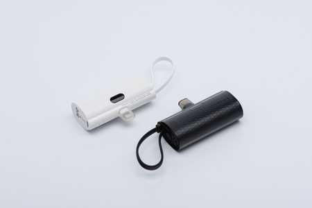 FORCELL Powerbank F-Energy Power Plug F5K3 5 000mAh z wbudowanym złączem do Lightning 8-PIN PD 20W czarny