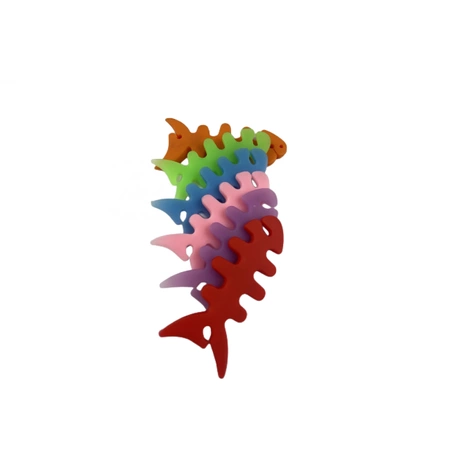 Fish-shaped headphone cable wrap - black