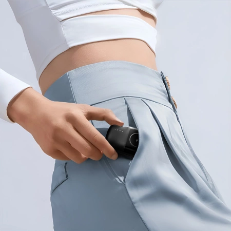 Wozinsky WF16-YCS 5000 mAh 15 W USB-C Mini-Powerbank mit integriertem USB-C-Kabel und Apple Watch Ladegerät – Schwarz