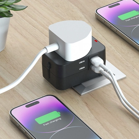Wozinsky WUTWC Reiseadapter universal 24W EU / US / AUS / UK / 2x USB-A - Schwarz