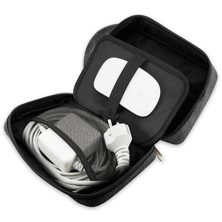 Guess Bag GUHBP4RPSK Organizer schwarz/schwarz 4G bedruckte Streifen