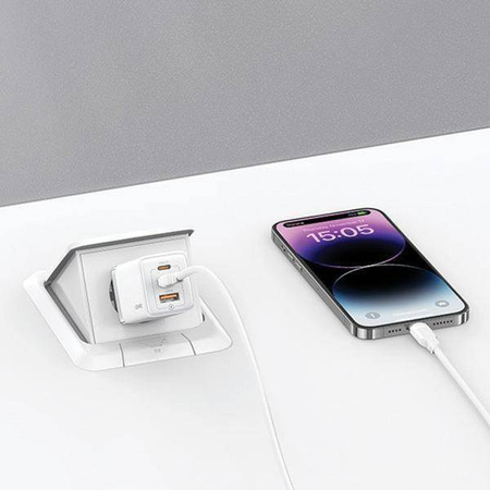 Wall Charger USAMS 2xUSB-C+1xUSB 65W (only head) GaN PD3.0 +QC3.0 Fast Charging white Sandru Series CC180TC02 (US-CC180)