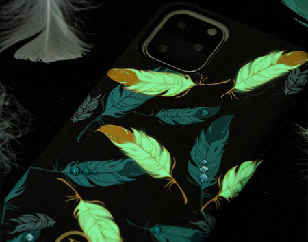 Kingxbar Forest świecące w ciemności etui ozdobione oryginalnymi Kryształami Swarovskiego iPhone 11 Pro wielokolorowy (Feather)