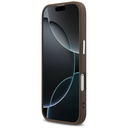 Guess Nakładka Magsafe 4G PU Leather Case With Triangle Logo And Silver Metal Camera Frame Do iPhone 17 Brązowa