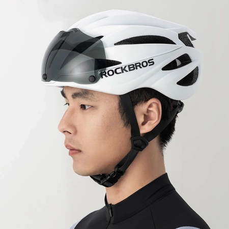 Kask rowerowy Rockbros z szybką, odpinane okulary z ochroną UV, unisex, matowy - biały