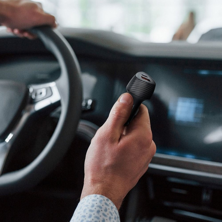 FORCELL CARBON ładowarka samochodowa Typ C 3.0 PD20W + USB QC3.0 18W 5A CC50-1A1C czarna (Total 38W)