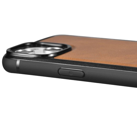 iCarer Leather Oil Wax case covered with natural leather for iPhone 14 (MagSafe compatible) braun (WMI14220717-TN)