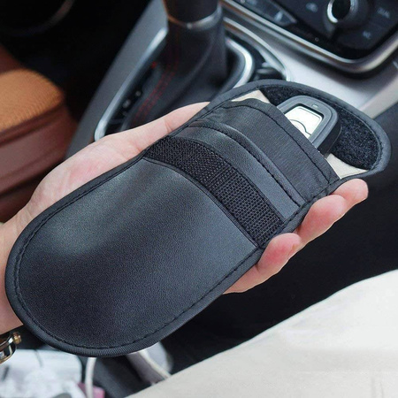 Etui antykradzieżowe na klucze samochodowe blokujące fale radiowe Faraday Box klatka Faradaya 14 cm z 10 cm czarny