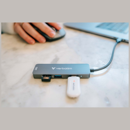 Adapter Hub Verbatim USB-C/HDMI/USB-A     3.2/USB-A 2.0 aluminiowy 32155