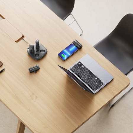 Bateria zewnętrzna (Powerbank) VEGER Pogo zestaw baterii 4 x 5000mAh LED czarny