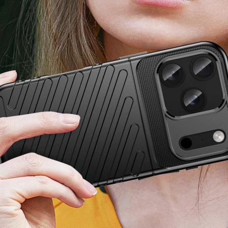 Etui Thunder Case na iPhone 17 Pro - czarne