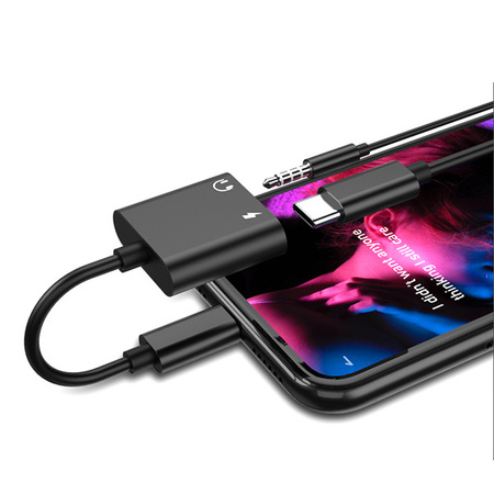 ADAPTER HF IPHONE DENMEN CZARNY AUDIO JACK + ZASILANIE DU08