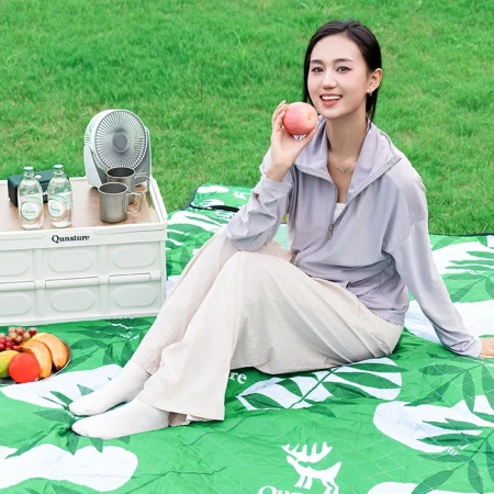 Qunature picnic mat waterproof camping blanket 2 x 2 m - green
