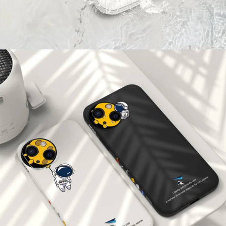 Case APPLE IPHONE 15 PRO Astronaut NASA creamy