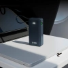 Powerbank SBS 10000 mAh 20W z wbudowanym kablem USB-C i wyświetlaczem cyfrowym - ciemnoszary