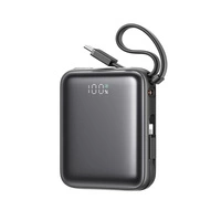 Joyroom JR-PBF27 10000 mAh 22,5 W Powerbank mit integrierten USB-C- und Lightning Kabeln - Schwarz