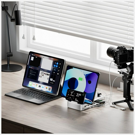 Stacja ładująca 4smarts Team 100W        5xUSB-C z zestawem 6 kabli srebrny