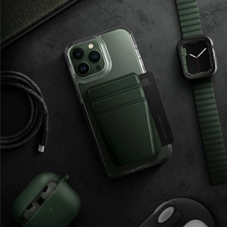 Uniq Combat Hülle iPhone 13 Pro Max 6,7&quot; grün/grün